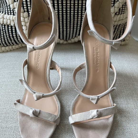Club Monaco suede heel size 39 - Picture 2 of 8